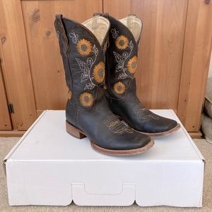 Alfa Western Wear | Shoes | Alfa 